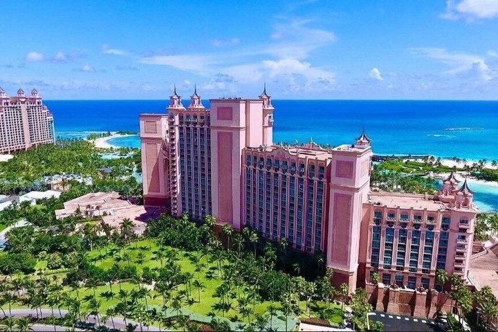 クルーズフレンドリーなナッソー観光とビーチエスケープ