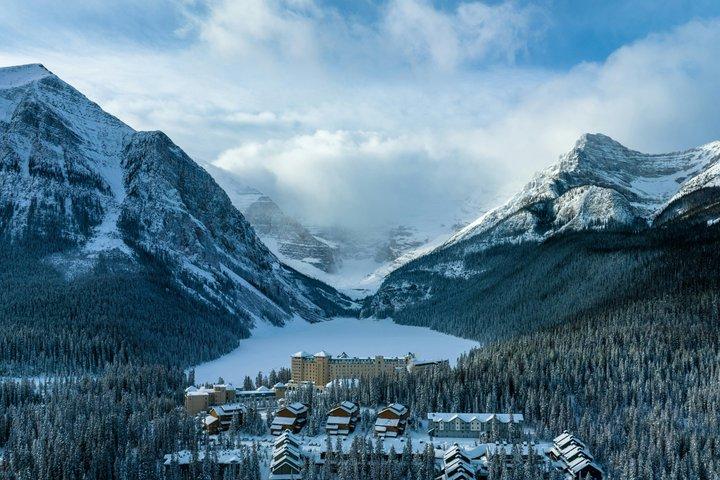 Banff Top 10 Iconic Spots Tour with Local Expert Guide