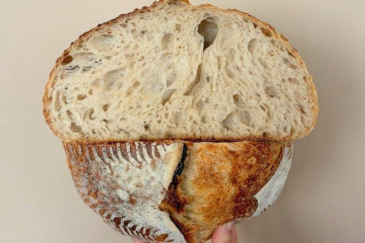 パルマ近郊の中世の村で味わうパスタ、トリュフ、ワイン
