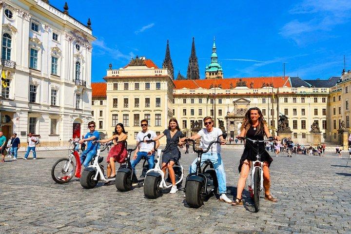 Prag Fat Tire oder regelmäßige Roller Stadtrundfahrt