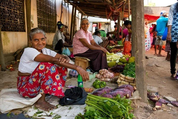 Galle Fort Cooking Class and Jewelry Workshop