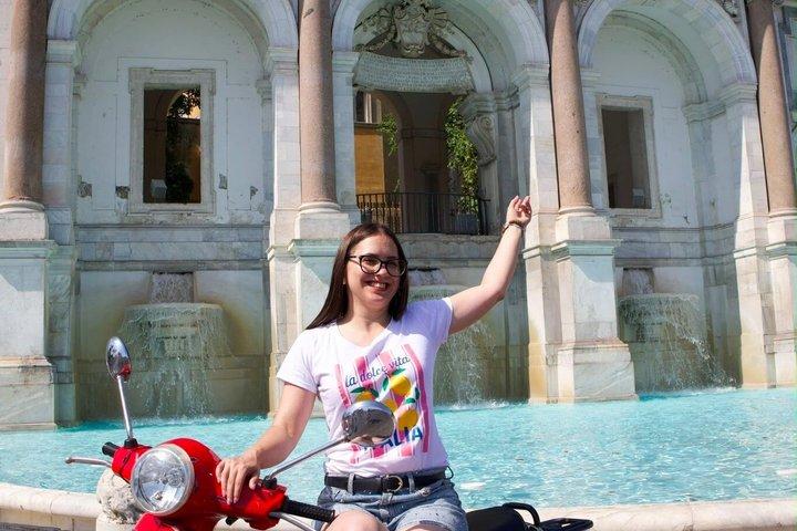 Roma Vespa Tour La Dolce Vita Experience and Photo Shoot