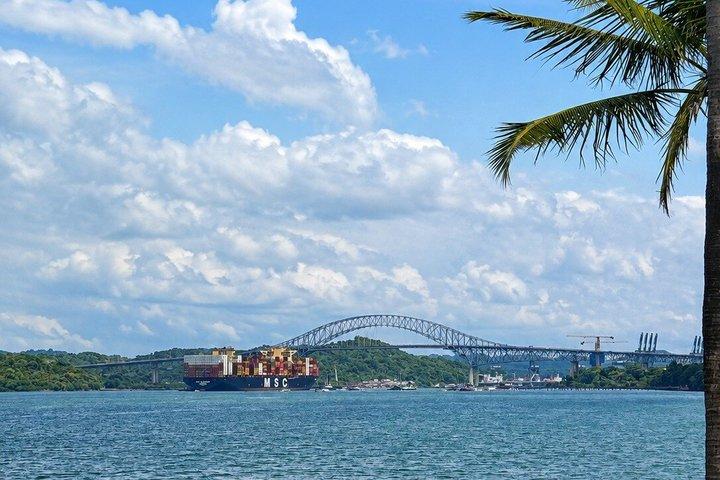 Panama Your Way Private Canal Experience with Lunch & Pickup