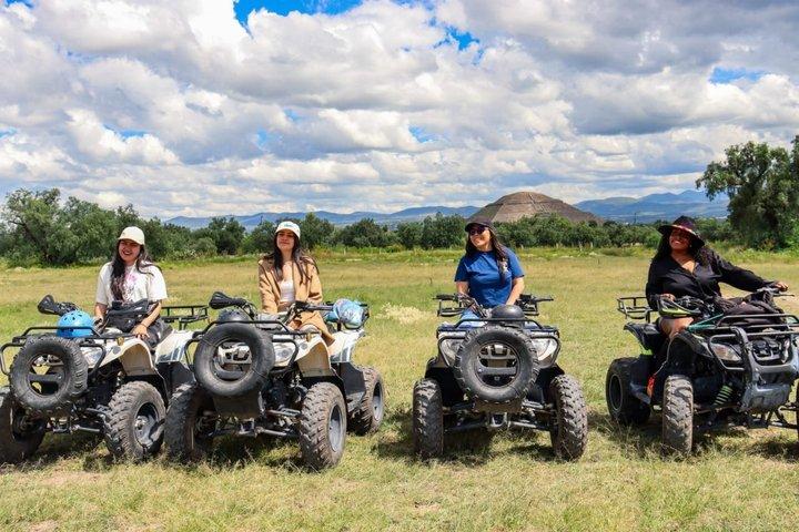 Teotihuacán ATV, vandring i pyramider och grotta