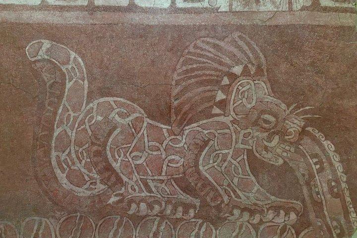 Teotihuacan Pyramids Private without tricks in the morning