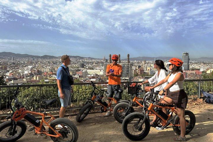 バルセロナモンジュイックEバイクツアー：城、景色＆見どころ