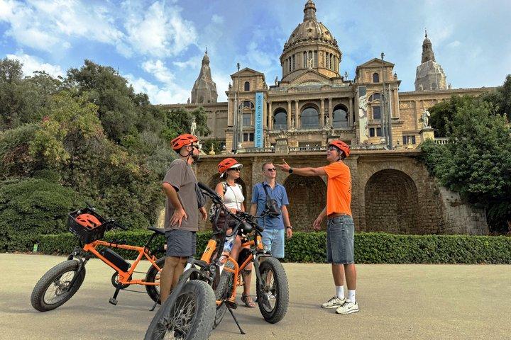 バルセロナモンジュイックEバイクツアー：城、景色＆見どころ