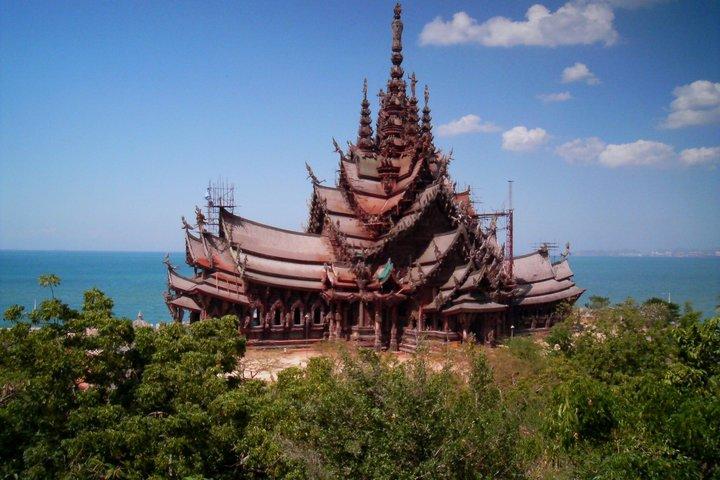 De Bangkok a Pattaya Tour Compartido de Día Cultural y Costero