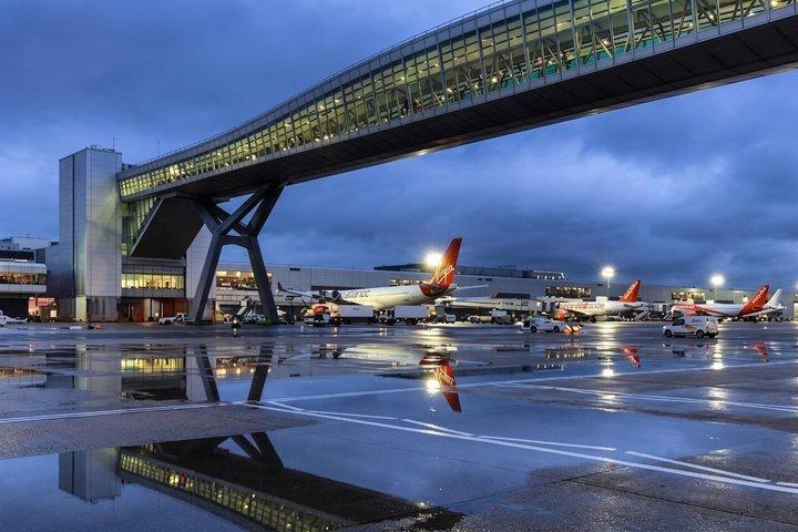 ロンドン・ガトウィック空港 プライベート送迎 - 到着または出発