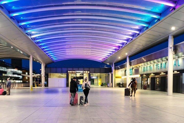 ロンドン・ガトウィック空港 プライベート送迎 - 到着または出発