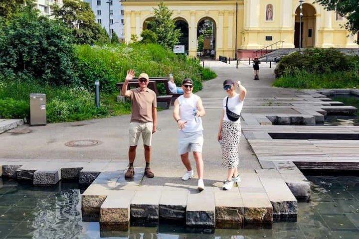 ワルシャワ旧市街と市内のハイライトウォーキングツアー ＋ お土産