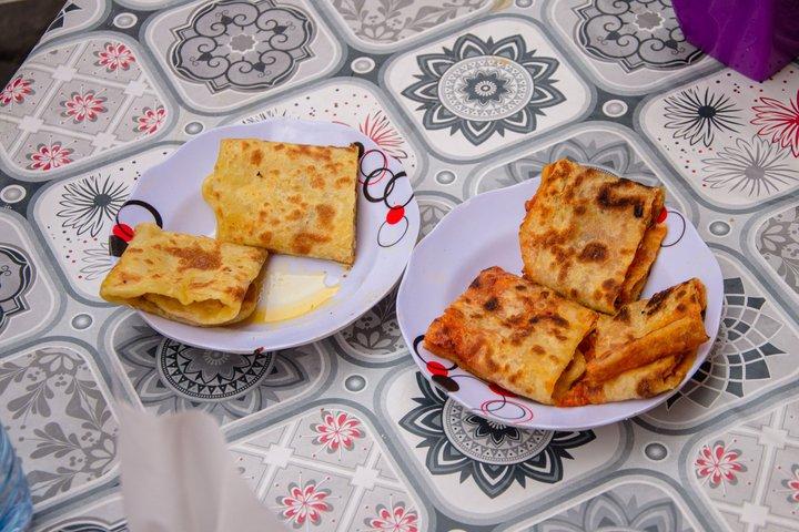 地元の食通と行く屋台巡り
