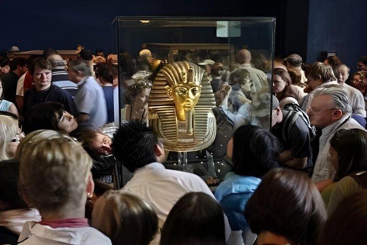 ギザのピラミッド、スフィンクス、宝石博物館、ツタンカーメンの豪華プライベートツアー