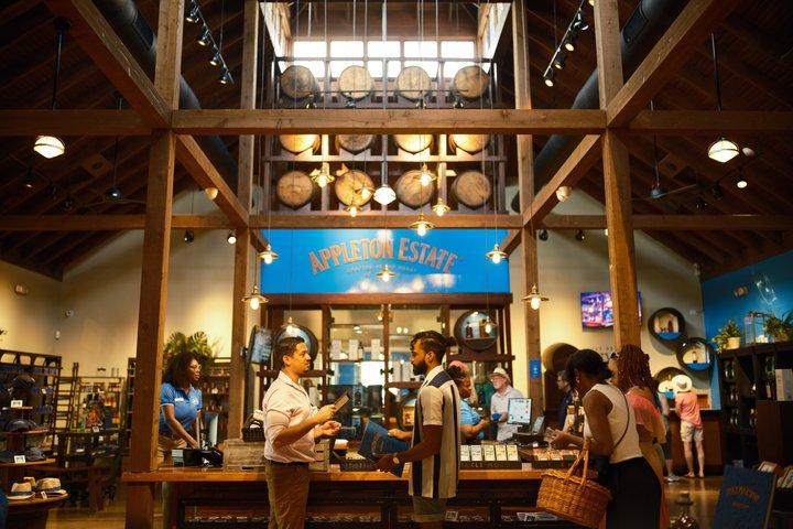 南海岸ジャマイカプライベート送迎（WiFiとスナック付き）