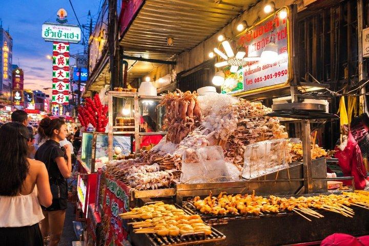 バンコク一日プライベートツアー：寺院、運河、チャイナタウン