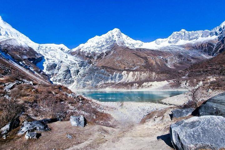 14 days Manaslu Circuit Trekking