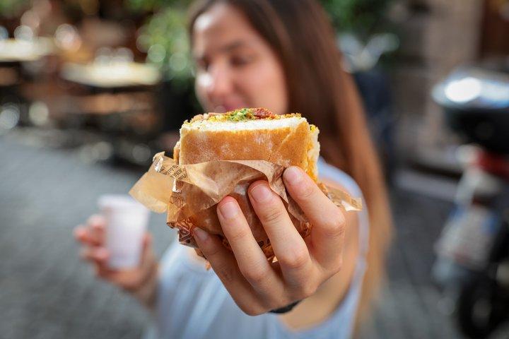 ローマのストリート フード ツアー 地元の人のように食べる