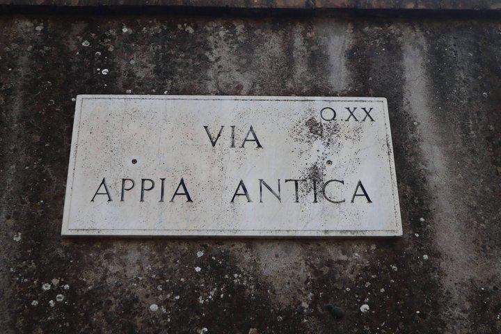 Appian Way ゴルフカートツアーとカタコンベ私的体験
