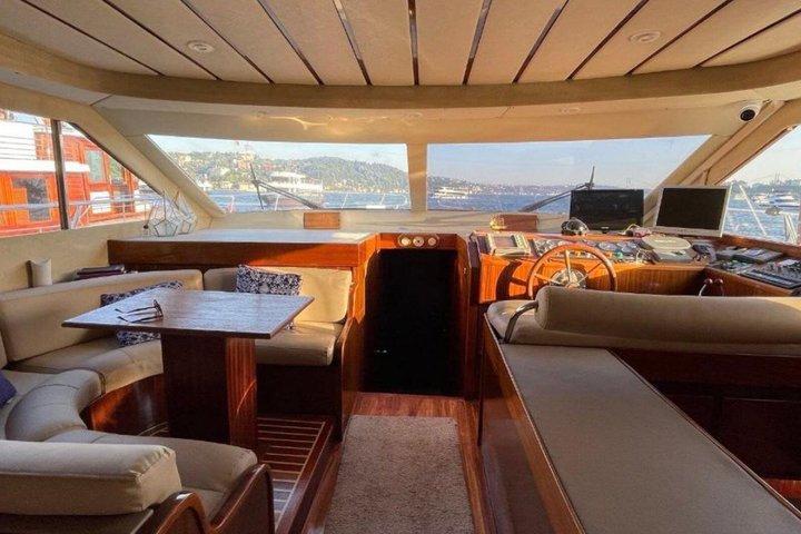 Istanbul Private Bosphorus Luxury Yacht 20m 65ft – 20 Guests