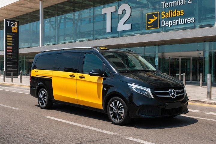 バルセロナ空港からホテルへのプライベートタクシー送迎