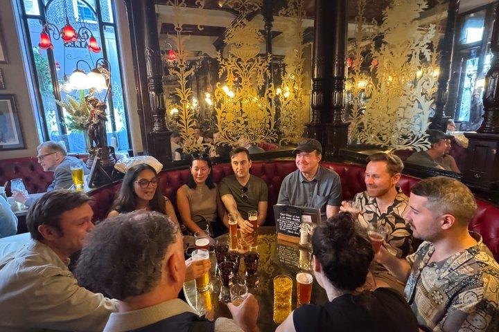 ロンドンのコヴェントガーデン歴史的パブツアー