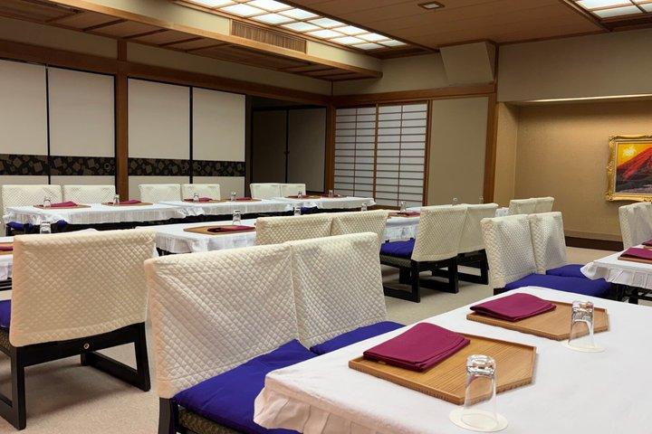 One Hour Geisha Show in Tokyo