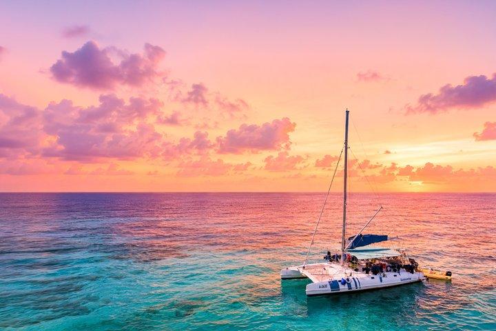 Aruba Catamaran Snorkel Sail: Appetizers, Slide, Swing & Open Bar