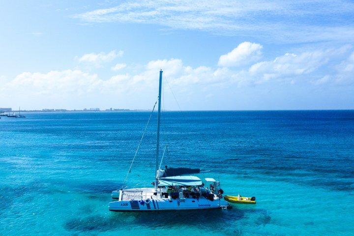 Aruba Catamaran Snorkel Sail: Appetizers, Slide, Swing & Open Bar