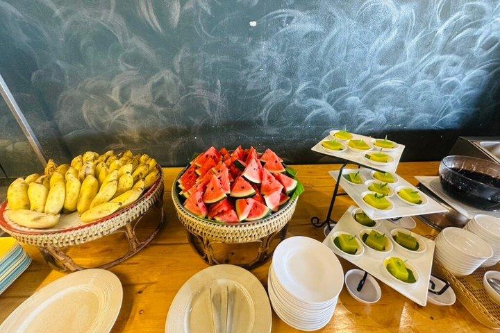 チェンライ文化の旅寺院、ヒルトライブ、ラリタカフェ