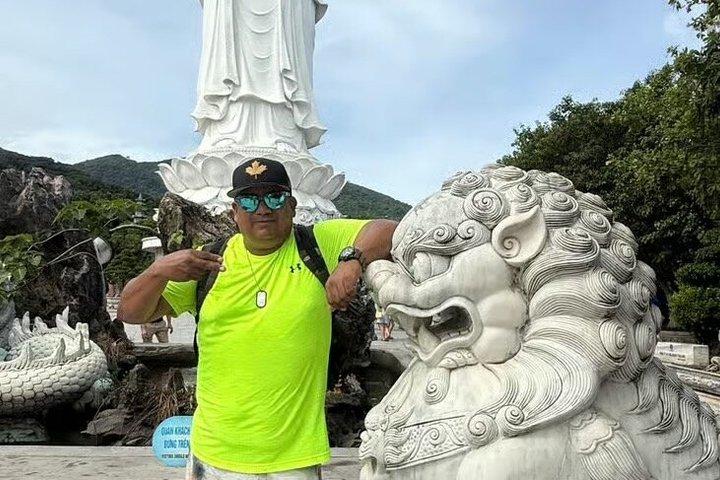 プライベート ダナン リンウン寺文化博物館とハン市場