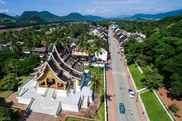 Luang Prabang Morning Alms Giving, Market and City Tour