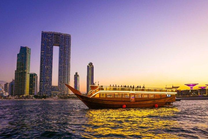 Jack Sparrow Dhow Dinner Cruise mit Buffet