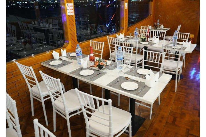 Jack Sparrow Dhow Dinner Cruise mit Buffet