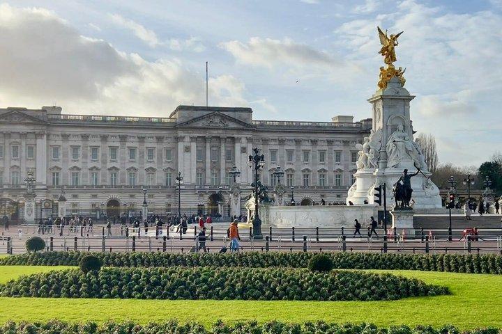 セント・パンクラス国際駅& キングスクロスからセントラルロンドンへの移動、またはその逆
