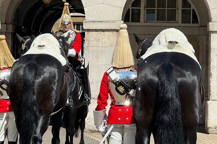 Privat tur i Buckingham Palace og vagtskifte