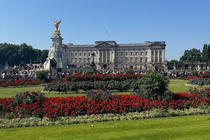 Privat tur i Buckingham Palace og vagtskifte