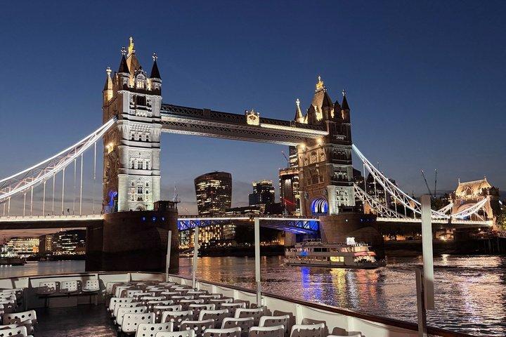 ロンドンテムズ川ディナークルーズ(ライブミュージック付き)