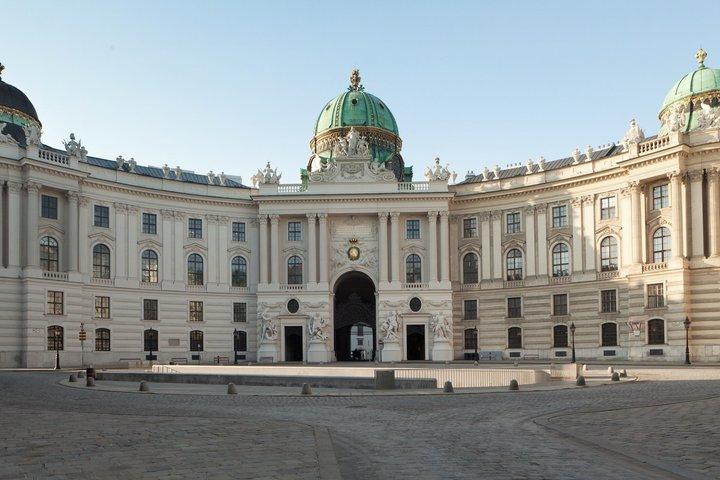 Vienna by Night – Private Evening Sightseeing Shore Tour