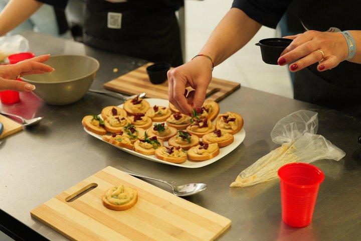 ランチまたはディナー付きのカターニアでの料理教室