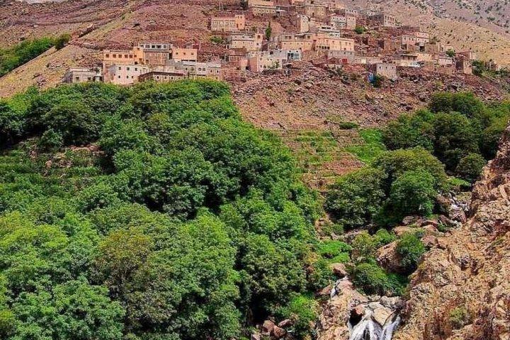 Utflykt till 3 Vallies Ourika och Asni resa från Marrakech
