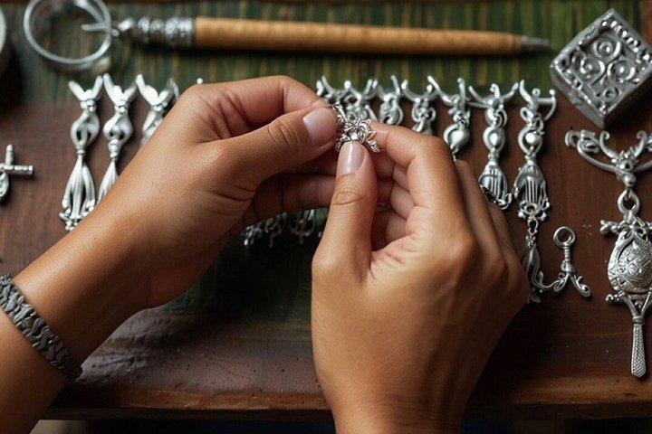 真のバリ：ウブドの隠れた名所、自然とローカルバリ
