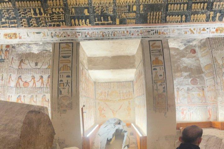 ルクソールからアスワンおよびアブ・シンベルへの4日間3泊ナイルクルーズ