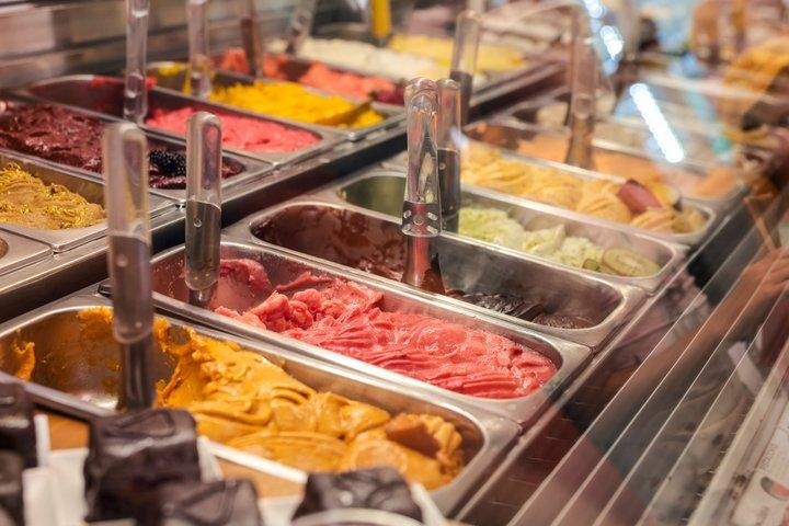 ローマ・トラステヴェレ・カンポ・デ・フィオーリ通りフードツアー地元の人のように食べる