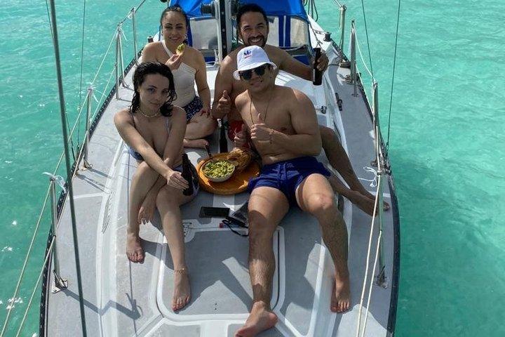 Slow Sailing Bacalar Experience con snack e bevande