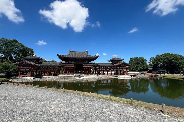 Private one-day guided tour of Uji
