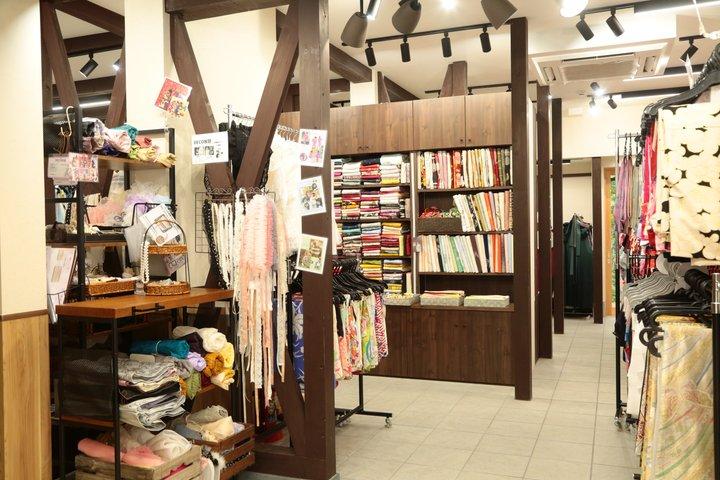 京都:清水寺近くの着物レンタル発祥の地、200年