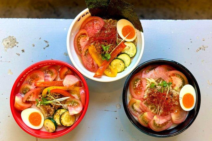 大阪：道頓堀ラーメン料理教室 - 豚骨、醤油、味噌を作ろう