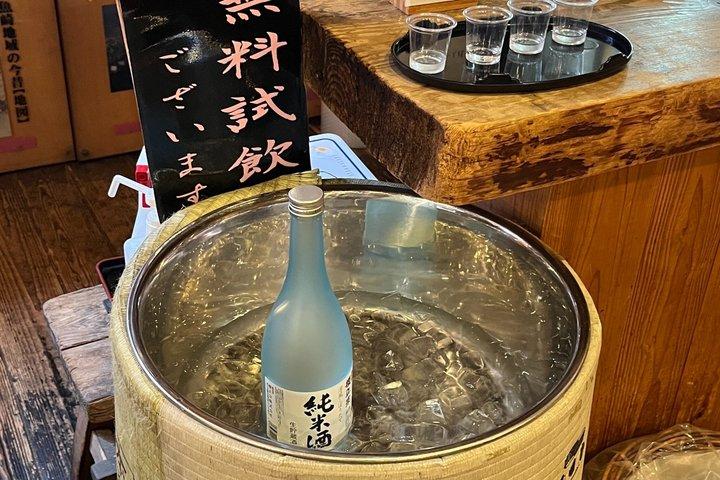 エキスパートパートガイドによる神戸の日本酒ツアー：3＋蔵元、試飲付き