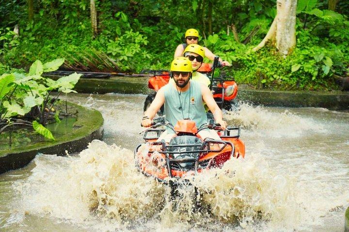 バリ島 ATV ホワイトウォーターラフティング＆ジャングルスイングアドベンチャー終日