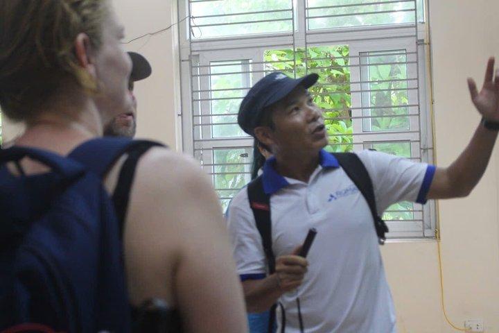 プライベート・カバ国立公園 半日トレッキング体験